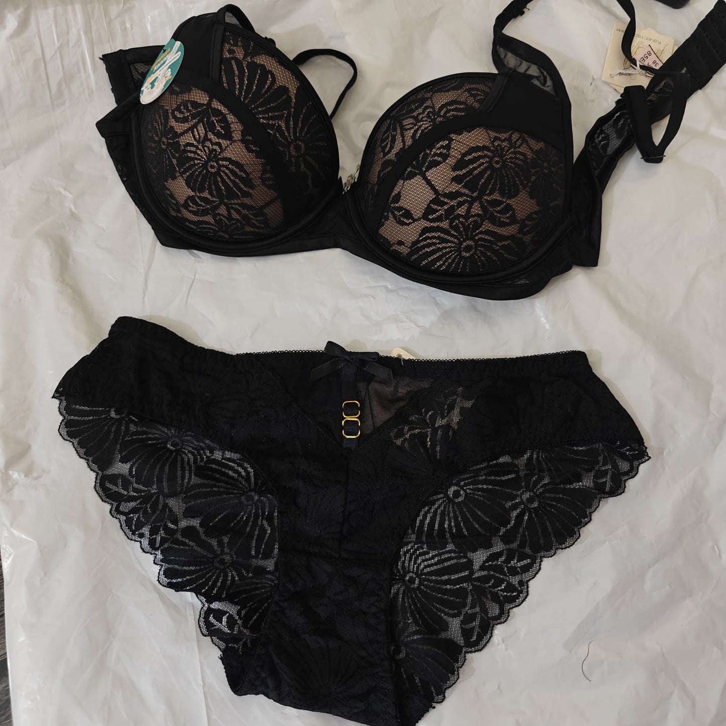 Elegant Floral Lace Bra & Panty Set