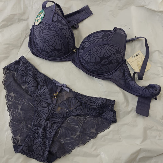 Elegant Floral Lace Bra & Panty Set